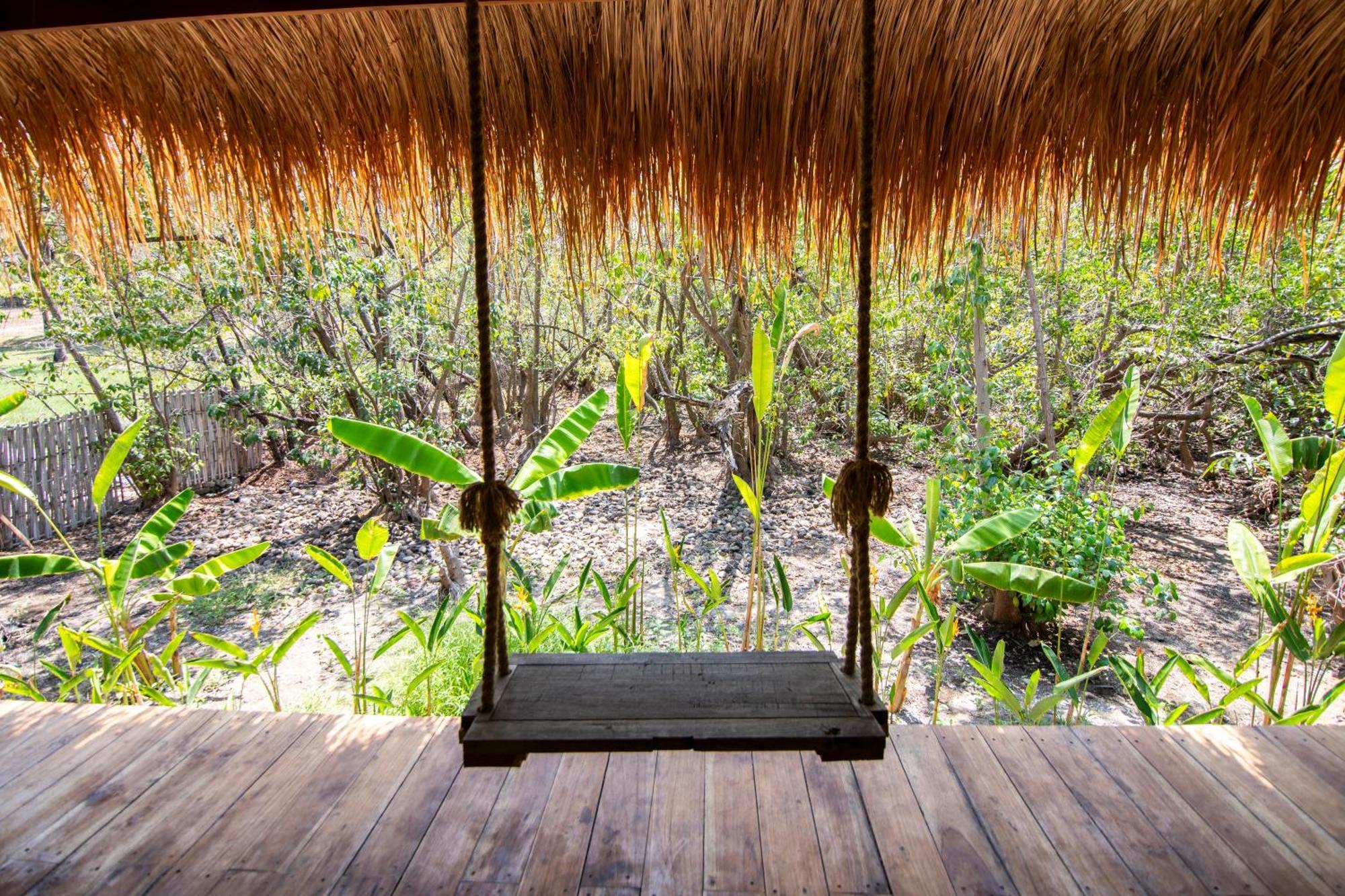 Mandala Beach Healing Rooms Гілі-Аїр Екстер'єр фото